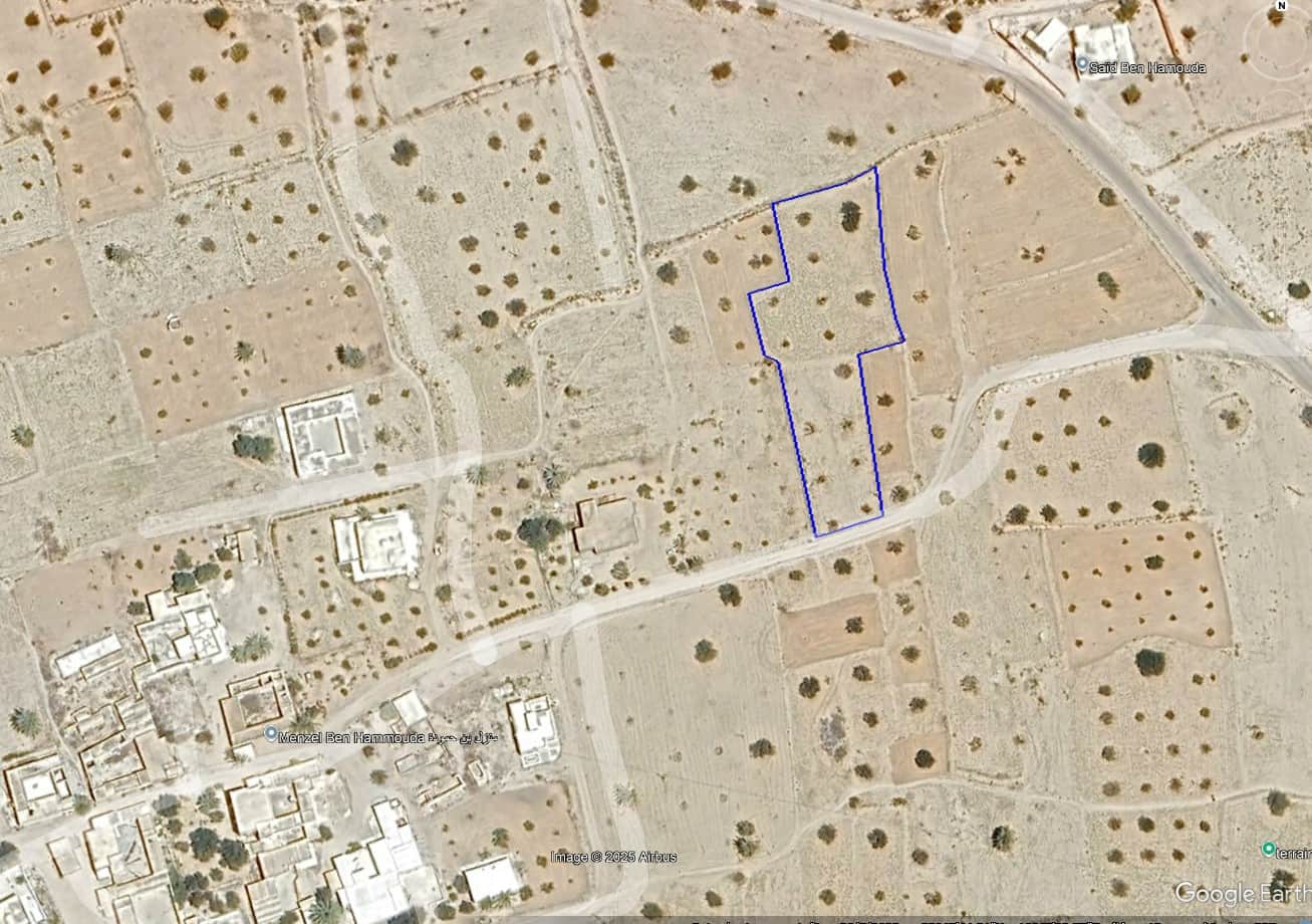 Terrain 2260 m2 à menzel ben hammouda jaabira — Ajim, Djerba