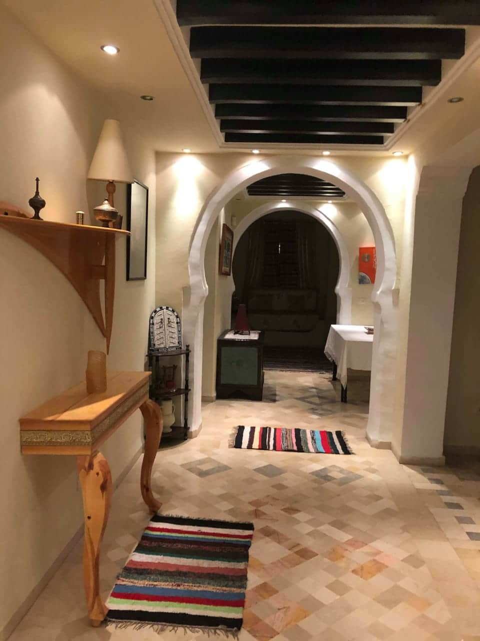 Villa haut standing de 3 étages — vue extérieure à Houmt-Souk, Djerba