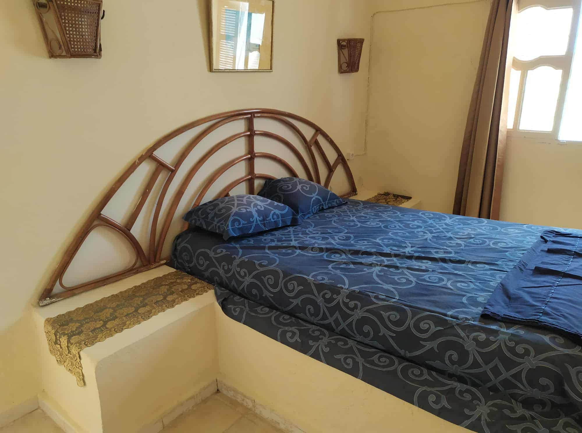 Villa à jerba avec piscine partagée — salon et pièces de vie