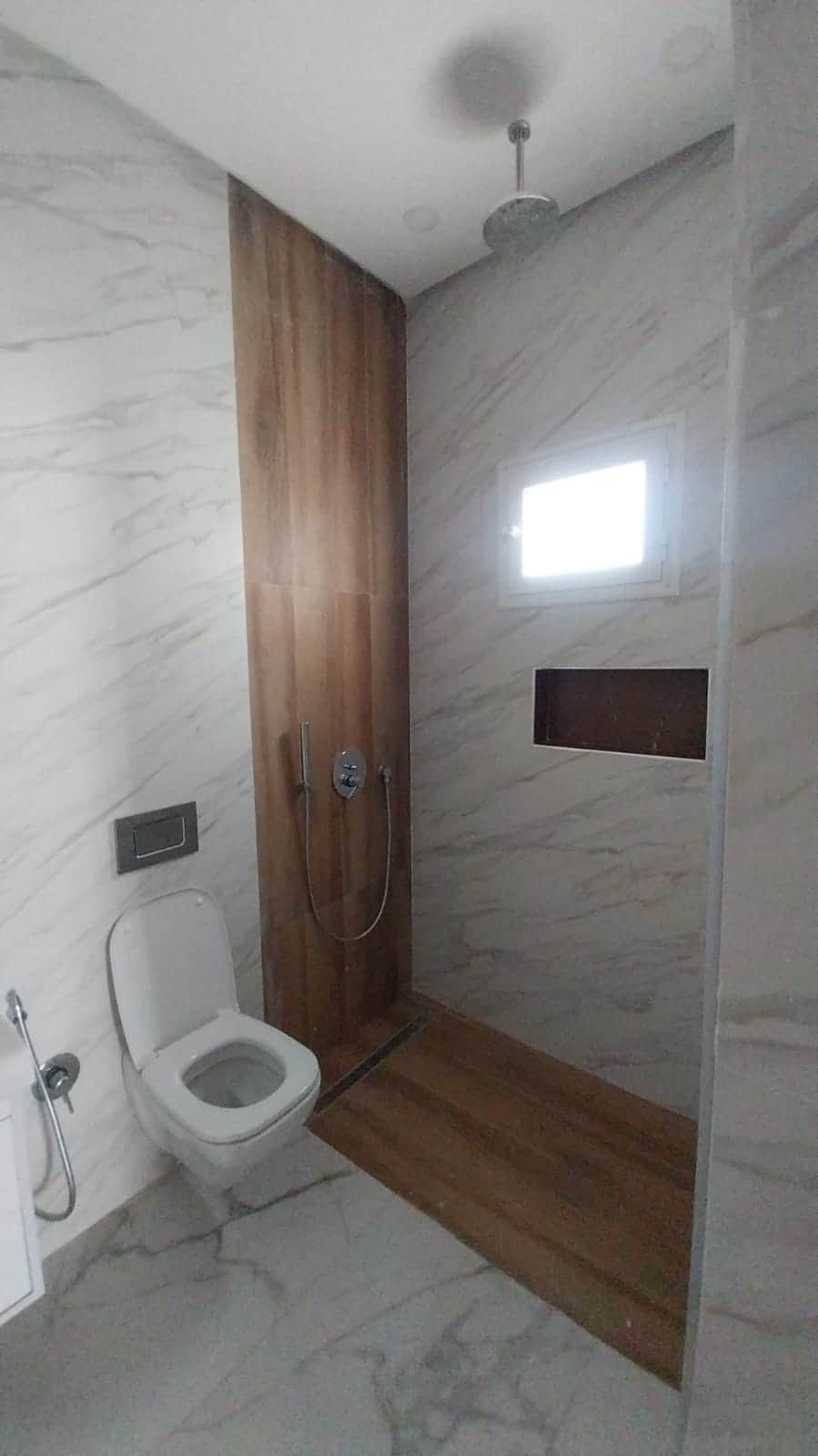 Villa nouvelle construction à mahboubine — salon et pièces de vie