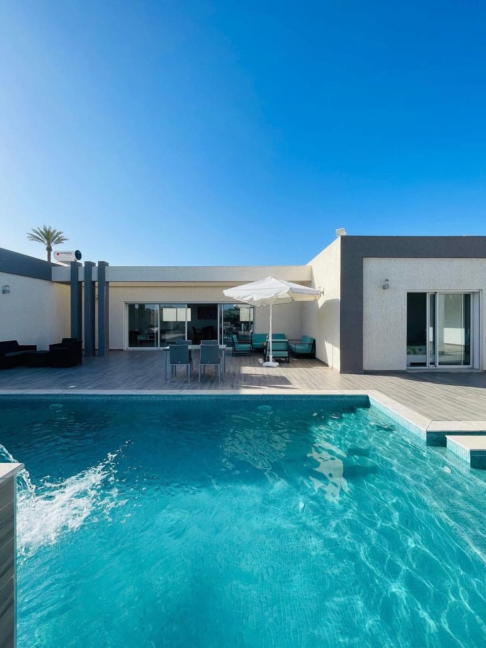 Superbe villa haut standing — façade — maison à Midoun