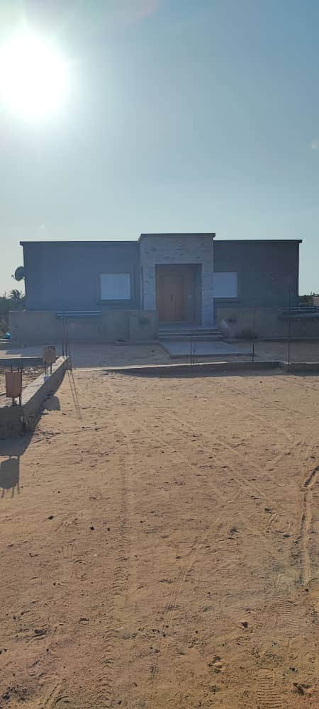 Maison avec terrasse à vendre à Houmt-Souk — 1300 m², 4 ch. — Houmt-Souk, Djerba